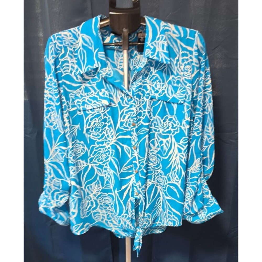 Investments Blue White Floral Shirt Button Front Size XL X-Large Lightweight